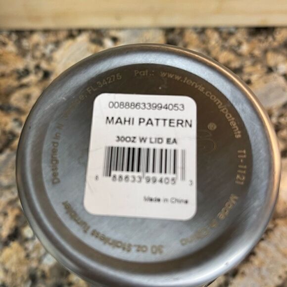 New tervis 30oz Stainless Steel “ MAHI PATTERN” - Picture 4 of 4